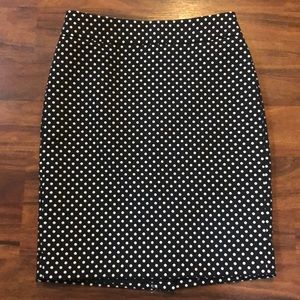 Ann Taylor skirt in EUC size 0 petite